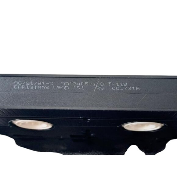 2 Disney Classics/Masterpiece Fantasia 1991 & Beauty & the Beast Special Edition - Picture 6 of 11